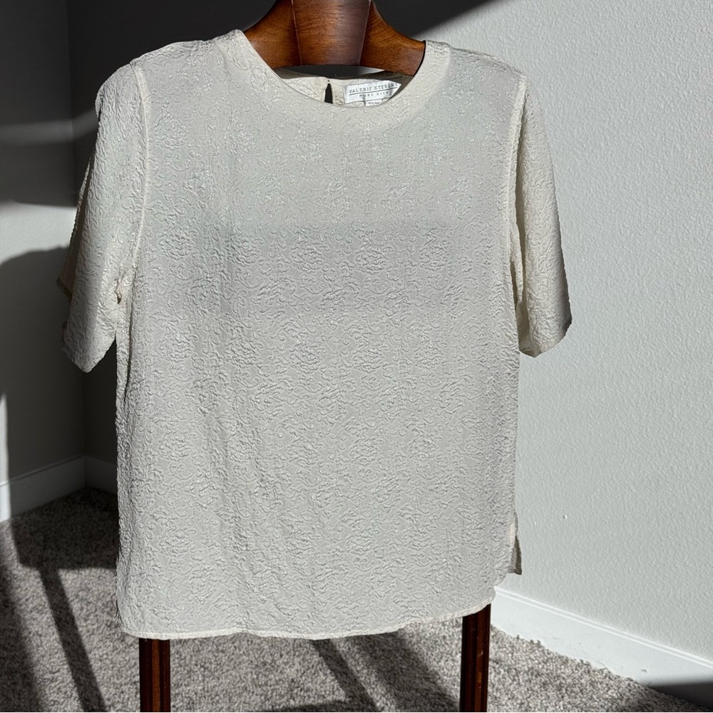 Valerie Stevens 100% Pure Silk Textured Short Sleeve Blouse Cream Size 8